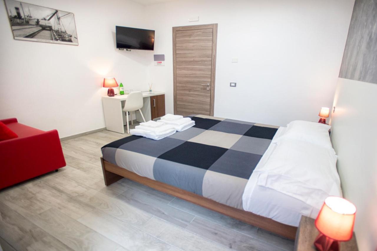 Marbianco B&B Marina Di Carrara Bagian luar foto