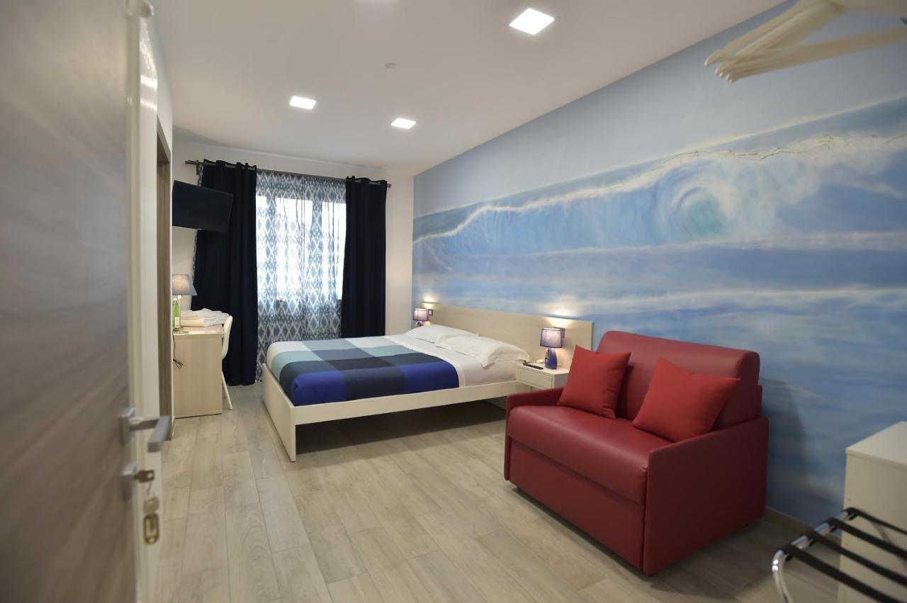 Marbianco B&B Marina Di Carrara Bagian luar foto
